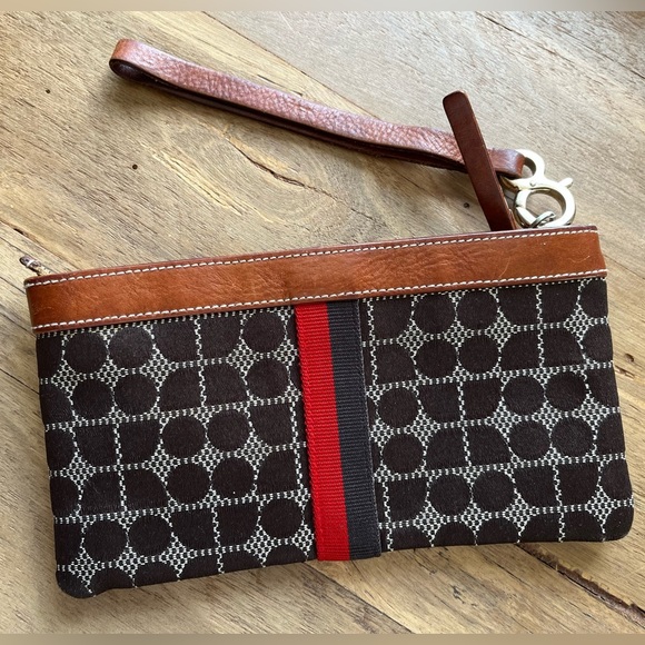 Kate Spade Chrissy Noel Wristlet Chocolate - Picture 7 of 16